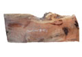 根杢の木目を生かした家具などに、杉の根杢素材